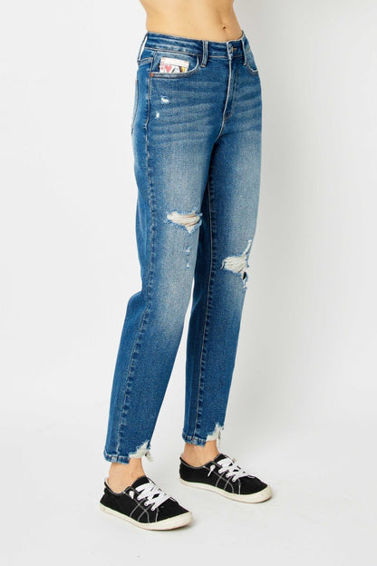 Queen of Hearts Distressed Boyfriend Fit Jeans