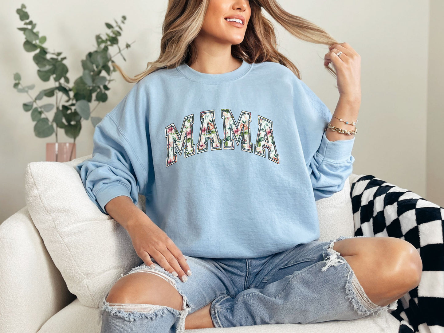 Floral Mama - Heavy Blend™ Crewneck Sweatshirt