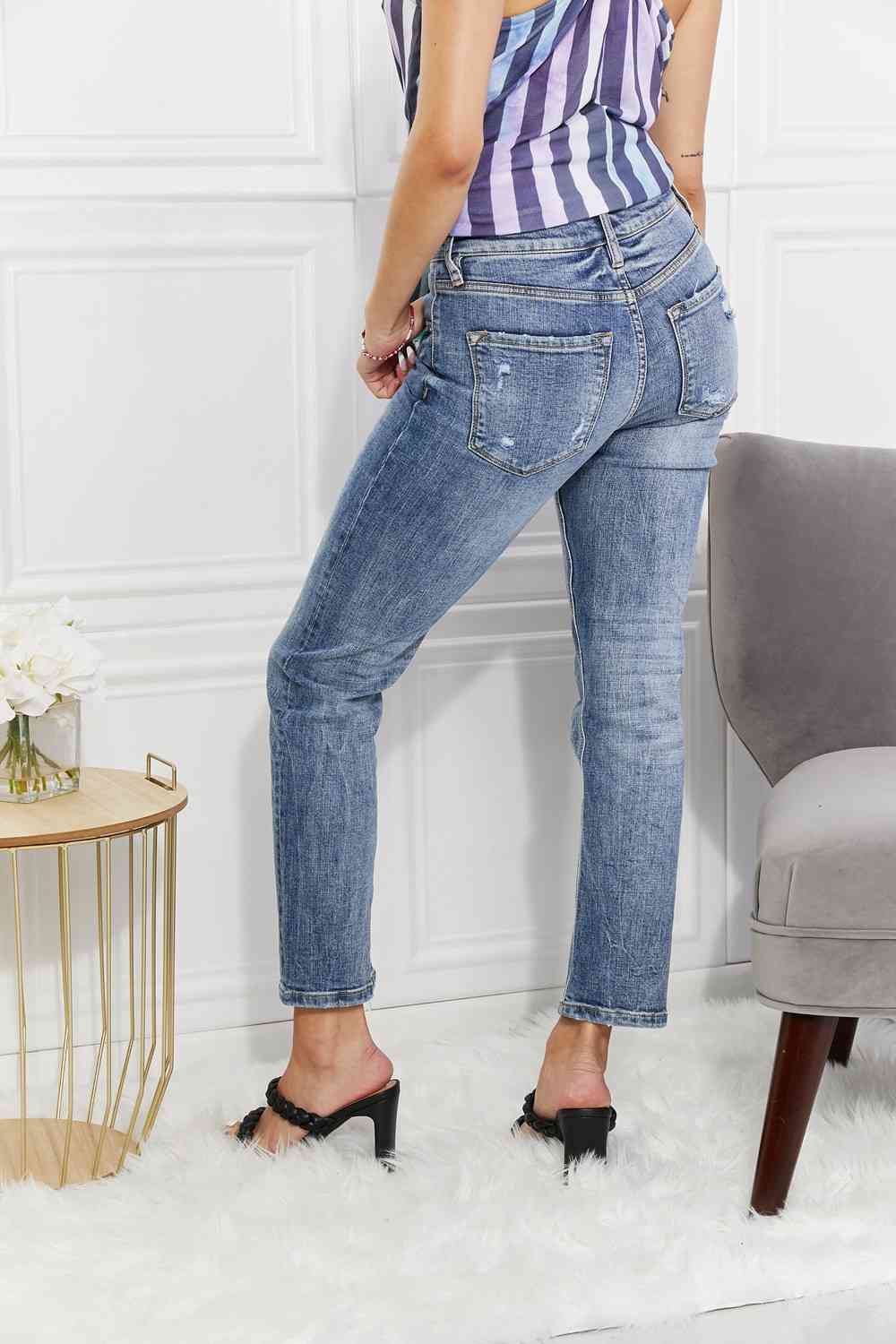 Kancan Full Size Amara High Rise Slim Straight Jeans