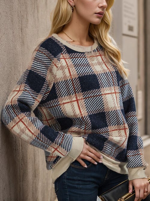 Plaid Round Neck Long Sleeve Sweatshirt Plaid / S