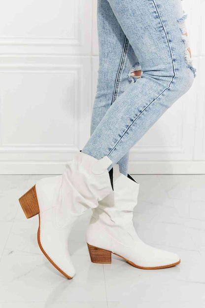 MMShoes Better in Texas Scrunch Cowboy Boots in White White / 6